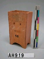 藏品(陶方箸筒)的圖片